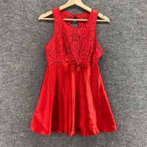 5/$45 California Dynasty Night Gown Women S Small Red Floral Crochet Comfort